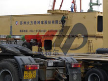 威特尔千斤顶在苏州大方特种车辆公司施工现场